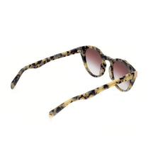 UltraMorea Calle8 Cream Black Havana