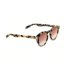 UltraMorea Calle8 Cream Black Havana